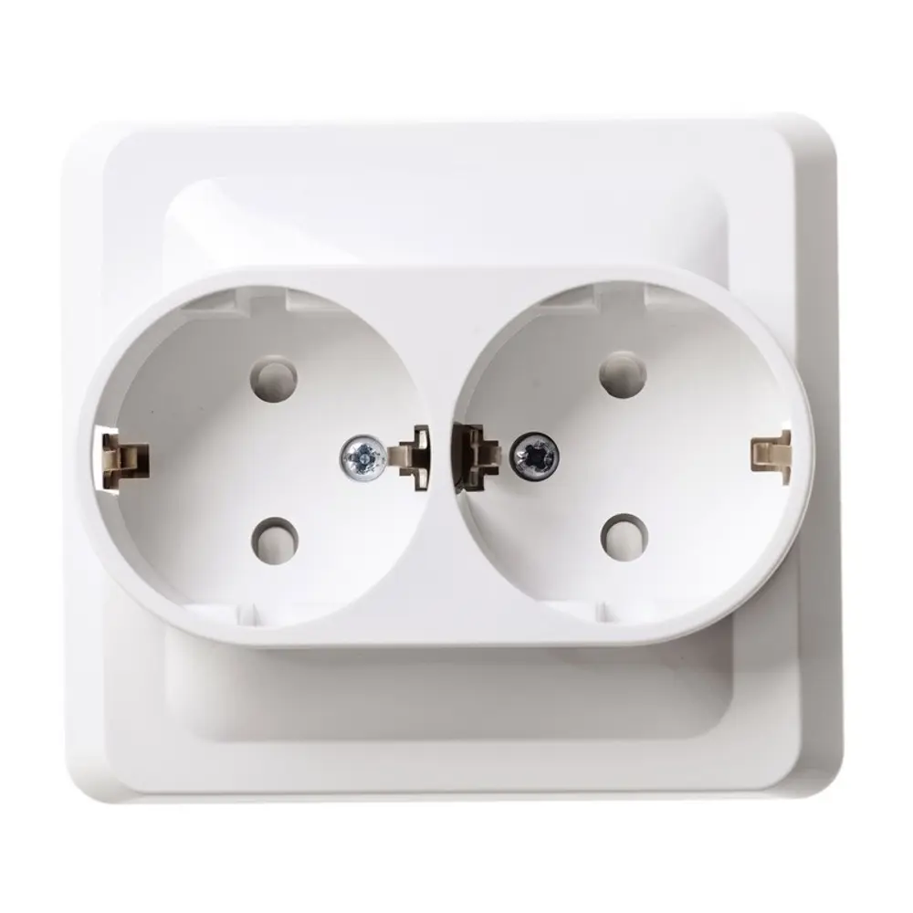 Фото Розетка двойная встраиваемая Systeme electric Этюд PC16-008B с заземлением и шторками цвет белый 2 шт. Фото Розетка двойная встраиваемая Systeme electric Этюд PC16-008B с заземлением и шторками цвет белый 2 шт.