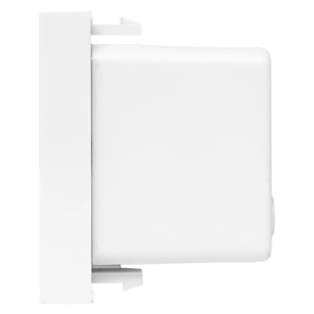 Фото 4 Розетка встраиваемая Ekf E2MR2-21USB-10-AC USB цвет белый Фото 4 Розетка встраиваемая Ekf E2MR2-21USB-10-AC USB цвет белый
