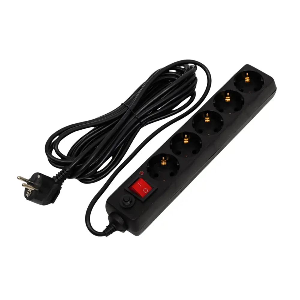 Фото Сетевой фильтр Tdm electric SQ-1304-0002 3x1 3 м 5 розеток с заземлением 2200 Вт с выключателем цвет черный Фото Сетевой фильтр Tdm electric SQ-1304-0002 3x1 3 м 5 розеток с заземлением 2200 Вт с выключателем цвет черный
