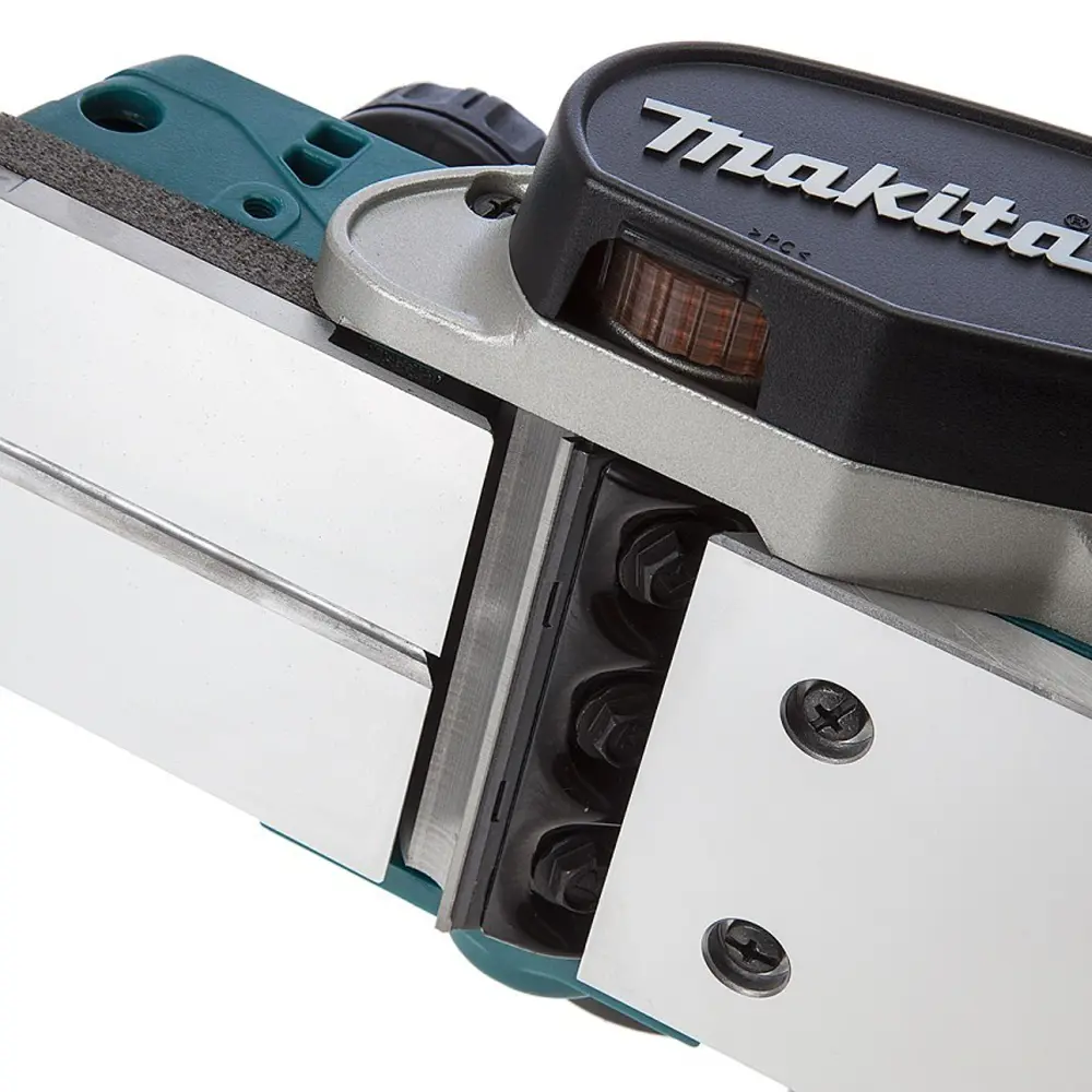 Фото 3 Аккумуляторный рубанок Makita DKP180Z Фото 3 Аккумуляторный рубанок Makita DKP180Z