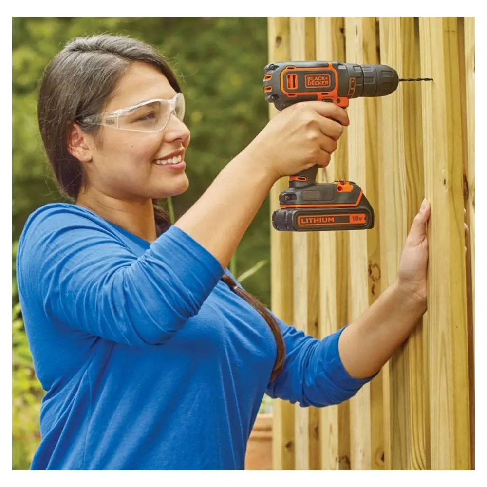 Фото 6 Дрель-шуруповерт аккумуляторная Black&Decker BDCDC18B-QW, 18 В Li-Ion 2x1.5 Ач Фото 6 Дрель-шуруповерт аккумуляторная Black&Decker BDCDC18B-QW, 18 В Li-Ion 2x1.5 Ач