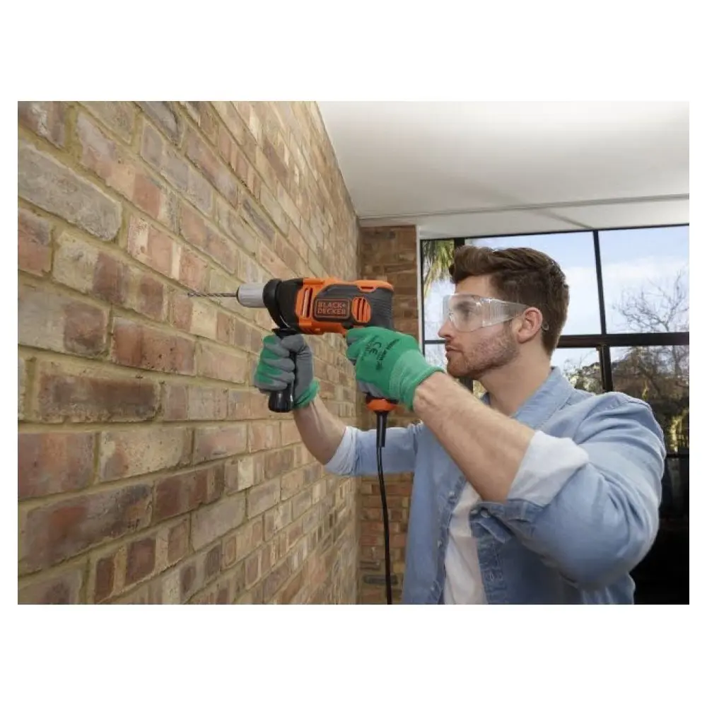 Фото 3 Дрель сетевая ударная Black&Decker BEH850K-QS, 850 Вт Фото 3 Дрель сетевая ударная Black&Decker BEH850K-QS, 850 Вт