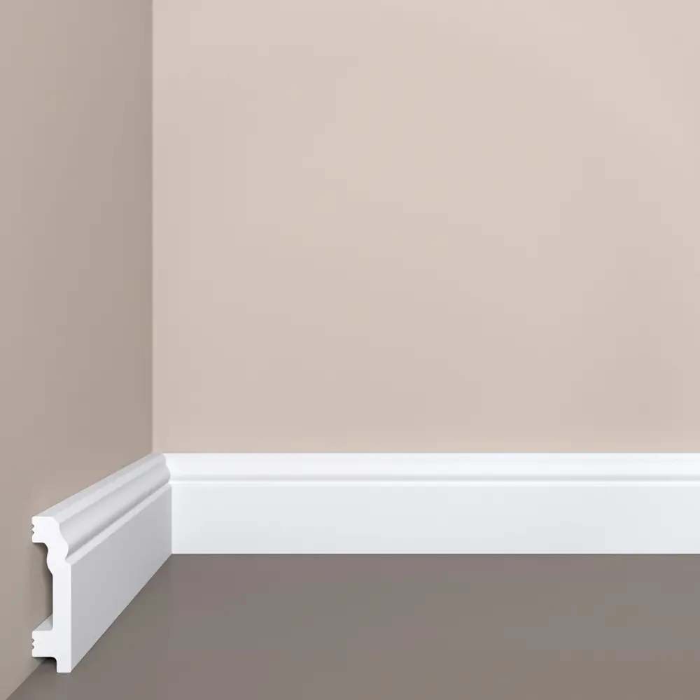 Фото Плинтус напольный Bello Deco 60x2000x15мм 1шт белый Фото Плинтус напольный Bello Deco 60x2000x15мм 1шт белый