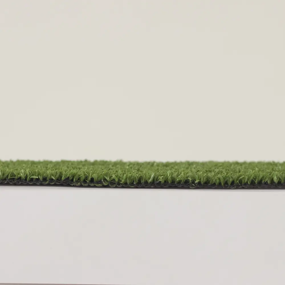 Фото 2 Искусственный газон DiaSport GreenGrass толщина 7 мм 1x3 м (рулон) цвет зелёный Фото 2 Искусственный газон DiaSport GreenGrass толщина 7 мм 1x3 м (рулон) цвет зелёный