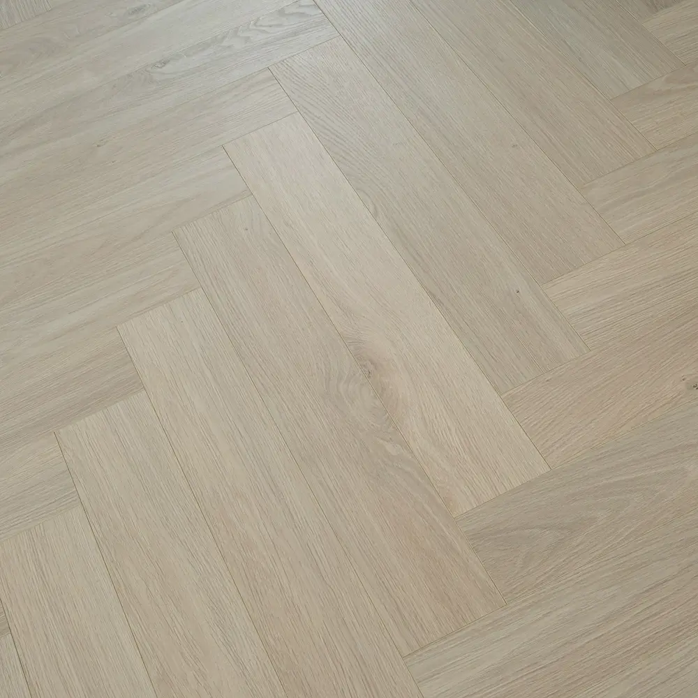 Фото 4 Ламинат Lamiwood Chester Дуб Лондон 34 класс толщина 12 мм с фаской 1.47 м², цена за упаковку Фото 4 Ламинат Lamiwood Chester Дуб Лондон 34 класс толщина 12 мм с фаской 1.47 м², цена за упаковку
