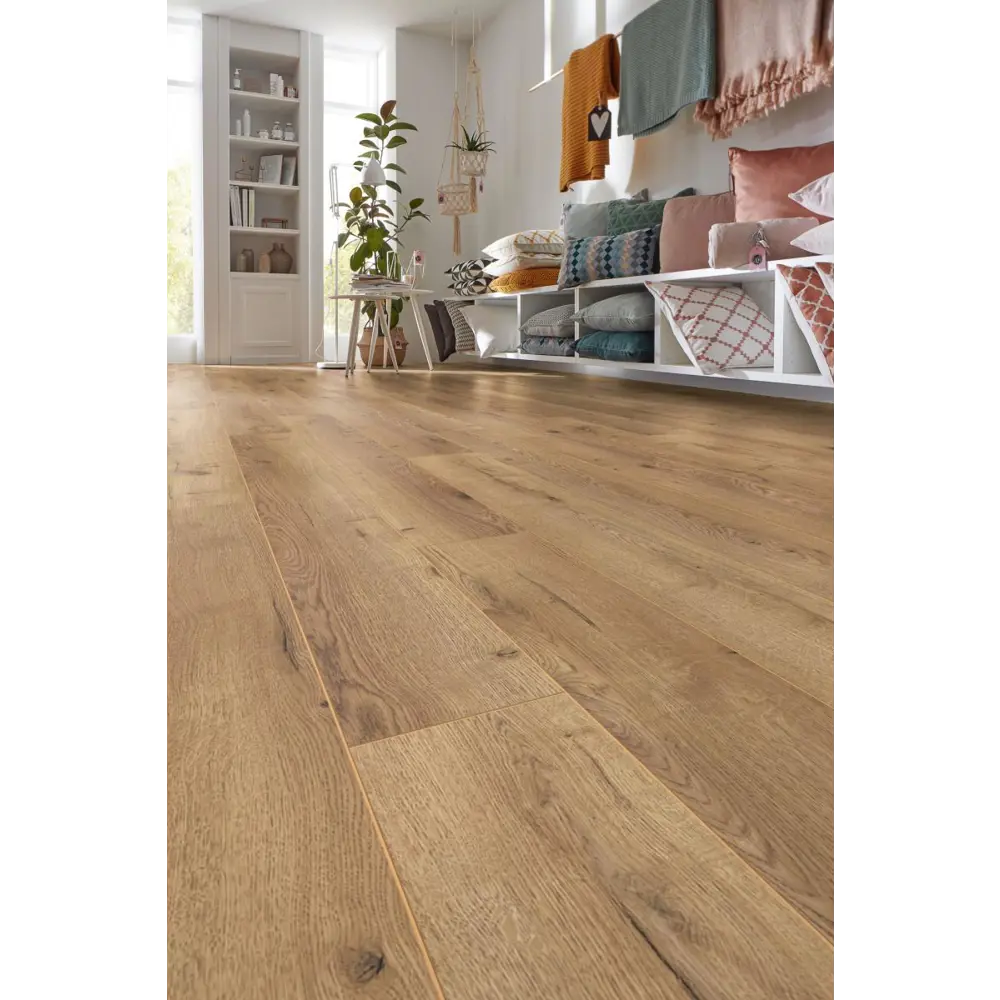 Фото Ламинат Kronotex Дуб неброский D3668 33 класс толщина 10 мм с фаской 1.30 м², цена за упаковку Фото Ламинат Kronotex Дуб неброский D3668 33 класс толщина 10 мм с фаской 1.30 м², цена за упаковку