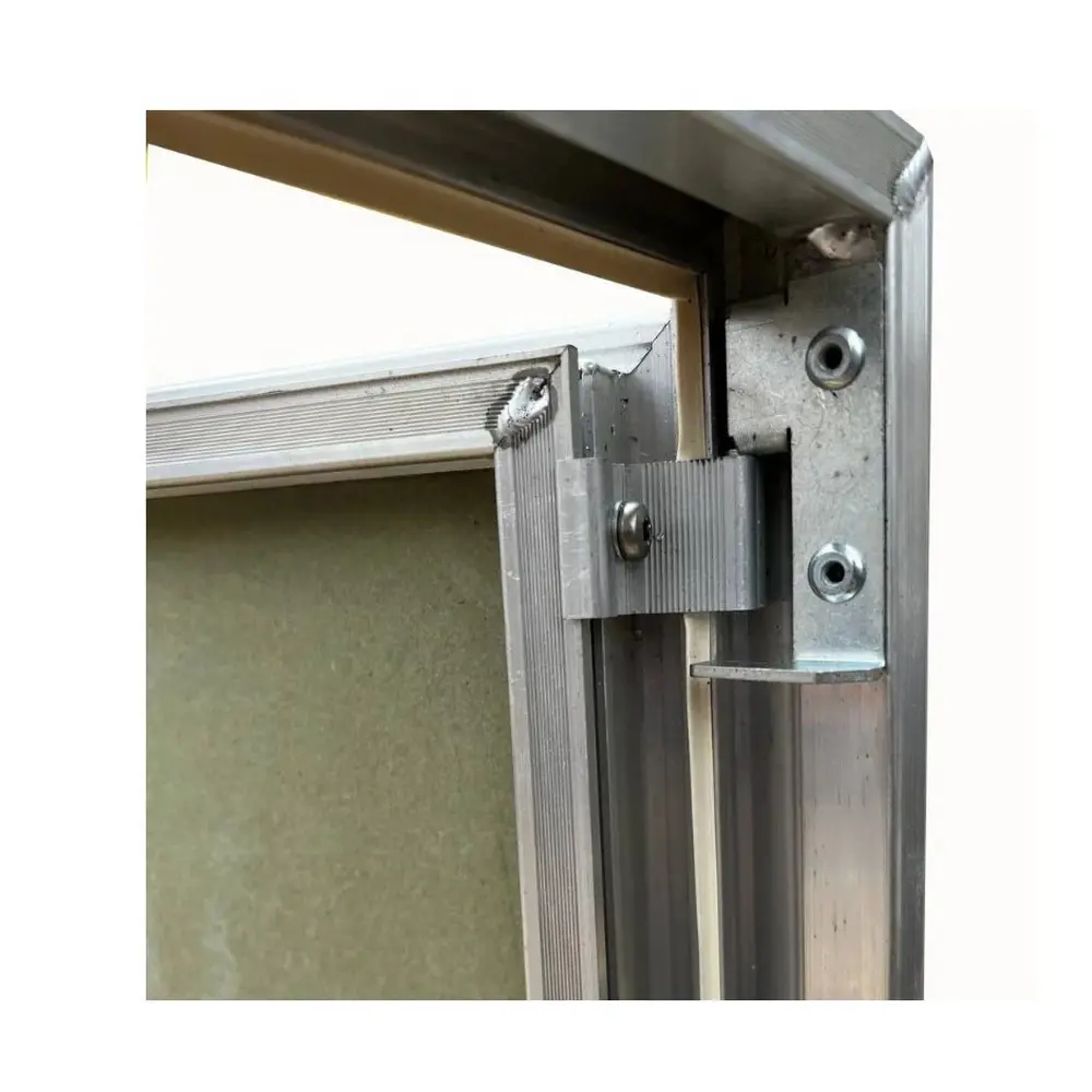 Фото 3 Люк ревизионный Лючки рф ВС-500x900 алюминий цвет серебристый 50x90см Фото 3 Люк ревизионный Лючки рф ВС-500x900 алюминий цвет серебристый 50x90см