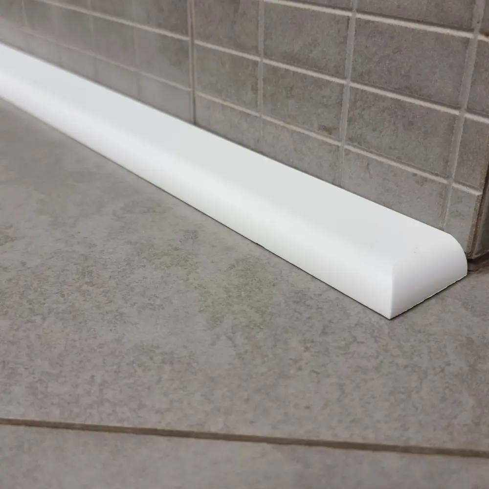 Фото 6 Плинтус бордюр акриловый для Ванной Комнаты Радиус R12 12x35x750 Правый/Левый супер белый Фото 6 Плинтус бордюр акриловый для Ванной Комнаты Радиус R12 12x35x750 Правый/Левый супер белый