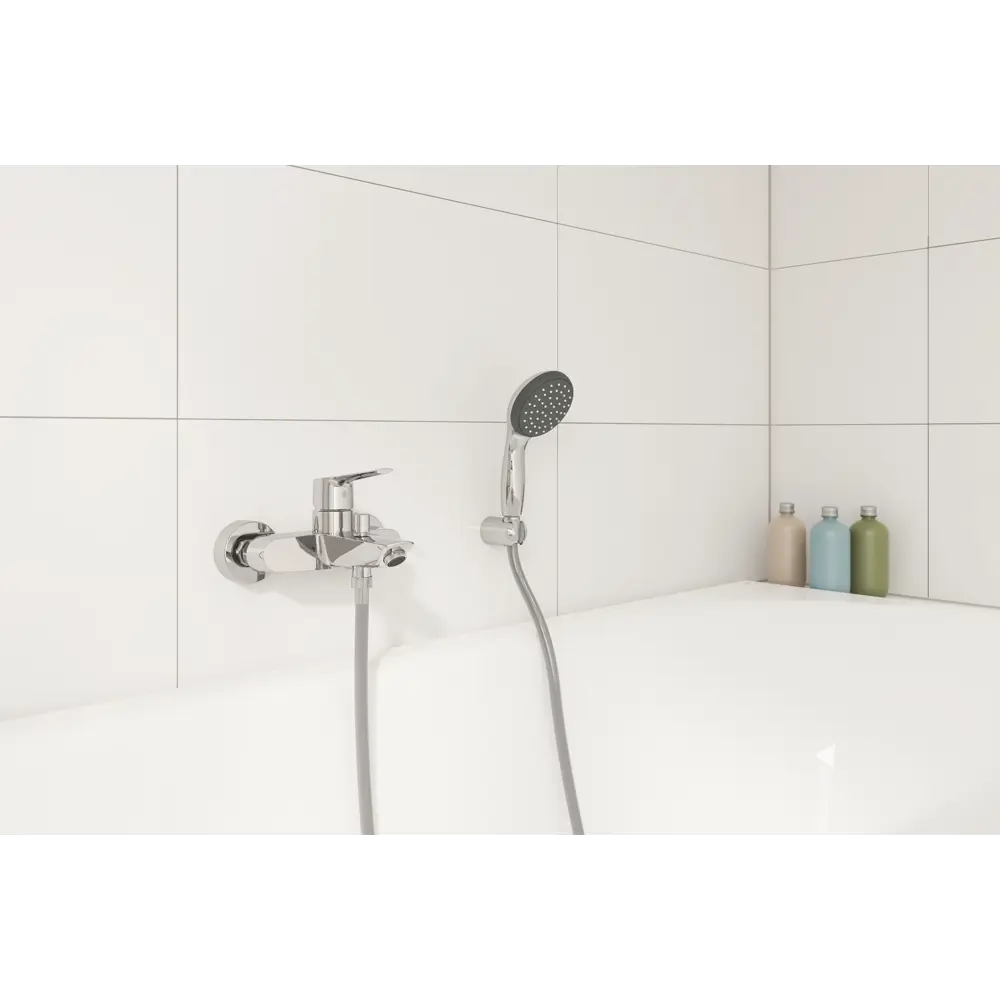 Фото 2 Смеситель для ванны Grohe 24206002 однорычажный цвет хром Фото 2 Смеситель для ванны Grohe 24206002 однорычажный цвет хром