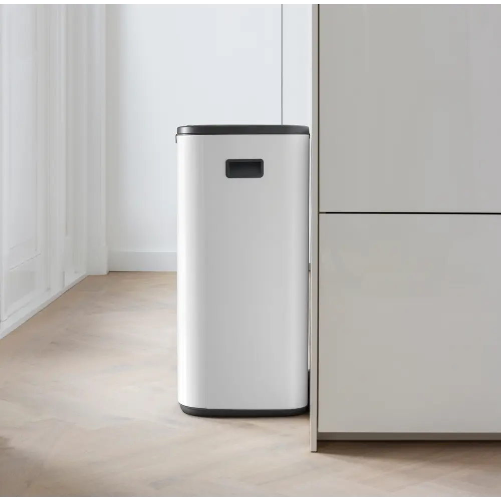 Фото 2 Мусорные баки для ванной Brabantia Bo 223006 60л белый Фото 2 Мусорные баки для ванной Brabantia Bo 223006 60л белый