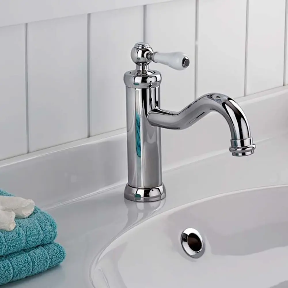 Фото 2 Смеситель для раковины Jacuzzi rubinetteria 88CR211L6JAPI однорычажный цвет хром Фото 2 Смеситель для раковины Jacuzzi rubinetteria 88CR211L6JAPI однорычажный цвет хром