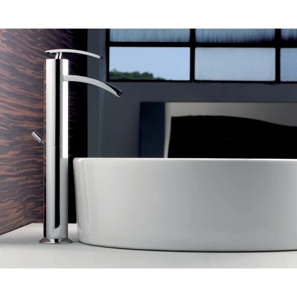 Фото 2 Смеситель для раковины Jacuzzi rubinetteria 0IO00488JA00 однорычажный цвет хром Фото 2 Смеситель для раковины Jacuzzi rubinetteria 0IO00488JA00 однорычажный цвет хром