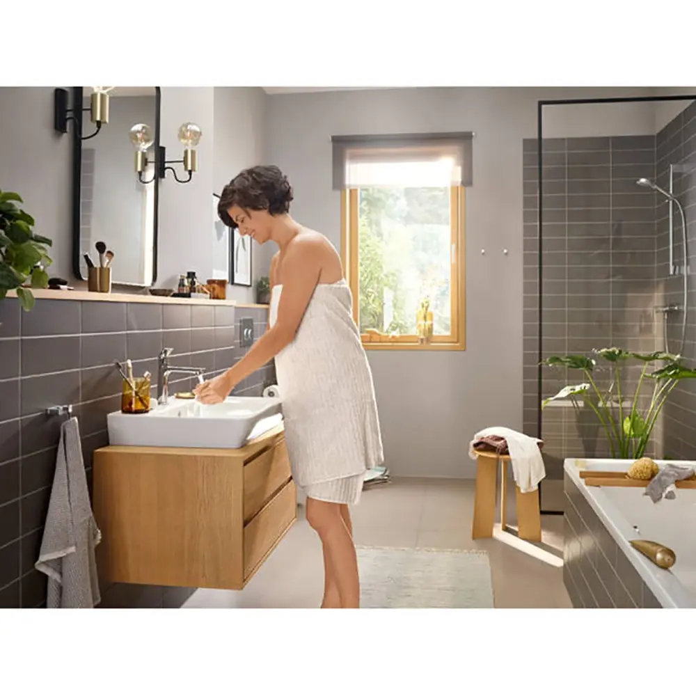 Фото 7 Смеситель для раковины Hansgrohe 72560000 однорычажный цвет хром Фото 7 Смеситель для раковины Hansgrohe 72560000 однорычажный цвет хром