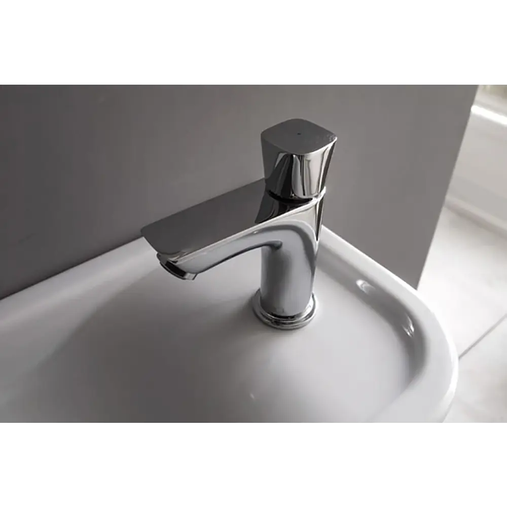 Фото 2 Кран для холодной воды Hansgrohe Logis ComfortZone 70 цвет хром Фото 2 Кран для холодной воды Hansgrohe Logis ComfortZone 70 цвет хром