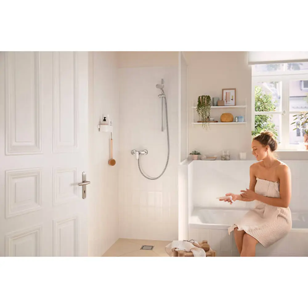 Фото 2 Смеситель для ванны Hansgrohe 72443000 однорычажный цвет хром Фото 2 Смеситель для ванны Hansgrohe 72443000 однорычажный цвет хром