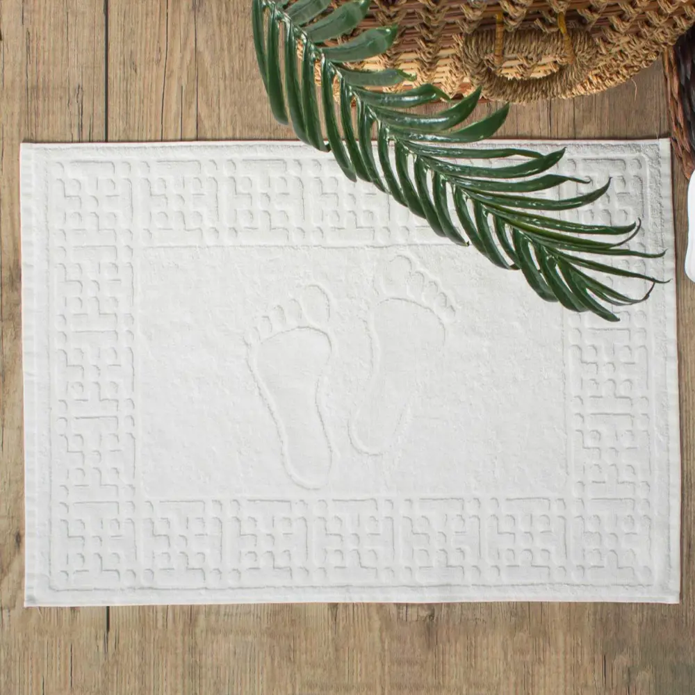 Фото 4 Коврик для ванной комнаты Этель 2495504 70x50см цвет белый Фото 4 Коврик для ванной комнаты Этель 2495504 70x50см цвет белый