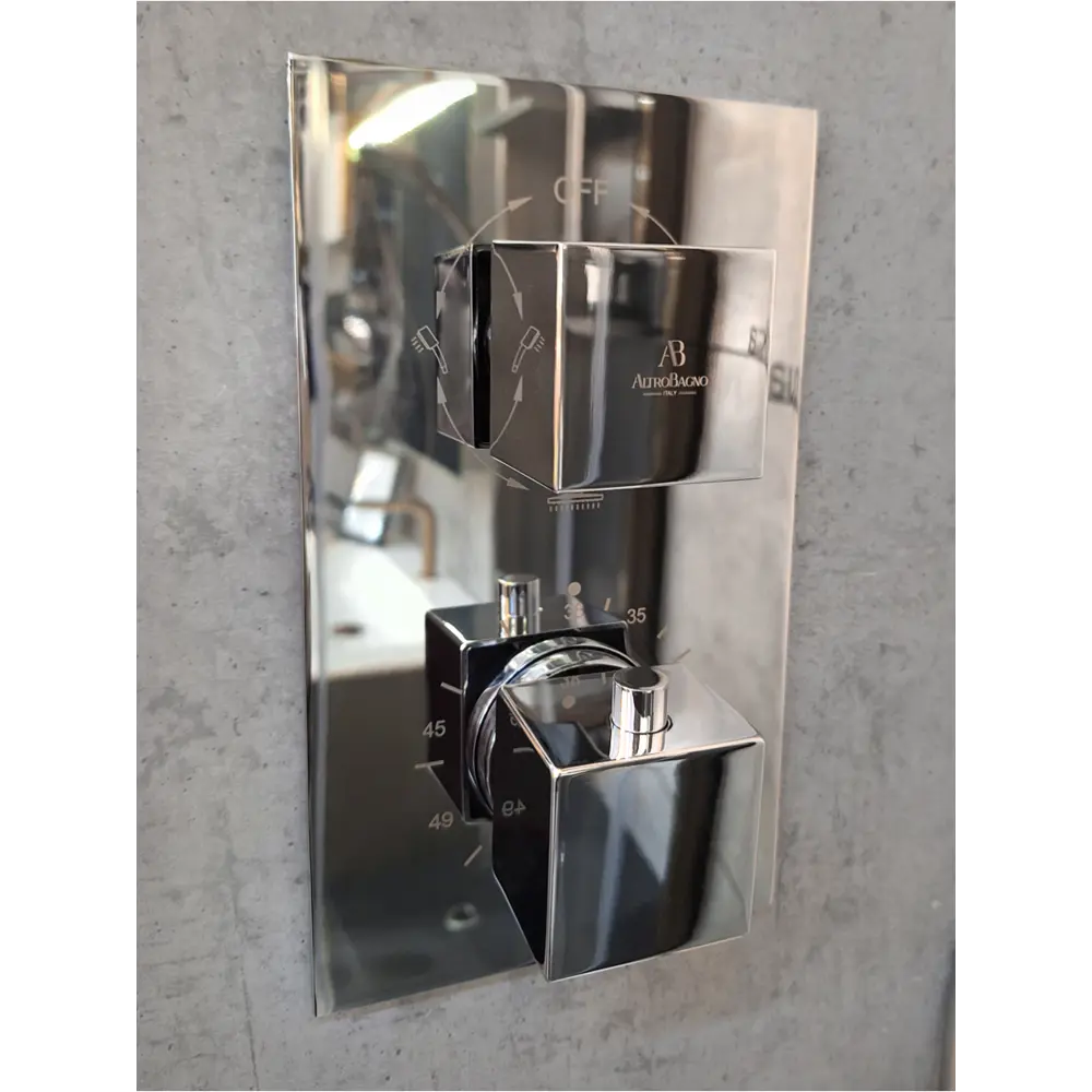 Фото 3 Душевая система с термостатом AltroBagno Cascata 040103 Cr Фото 3 Душевая система с термостатом AltroBagno Cascata 040103 Cr