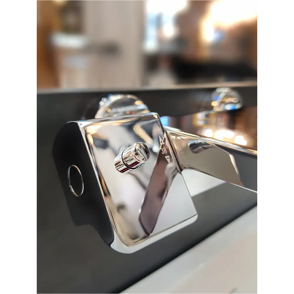 Фото 6 Смеситель для ванны с термостатом AltroBagno Lamberto 020401 Cr Фото 6 Смеситель для ванны с термостатом AltroBagno Lamberto 020401 Cr