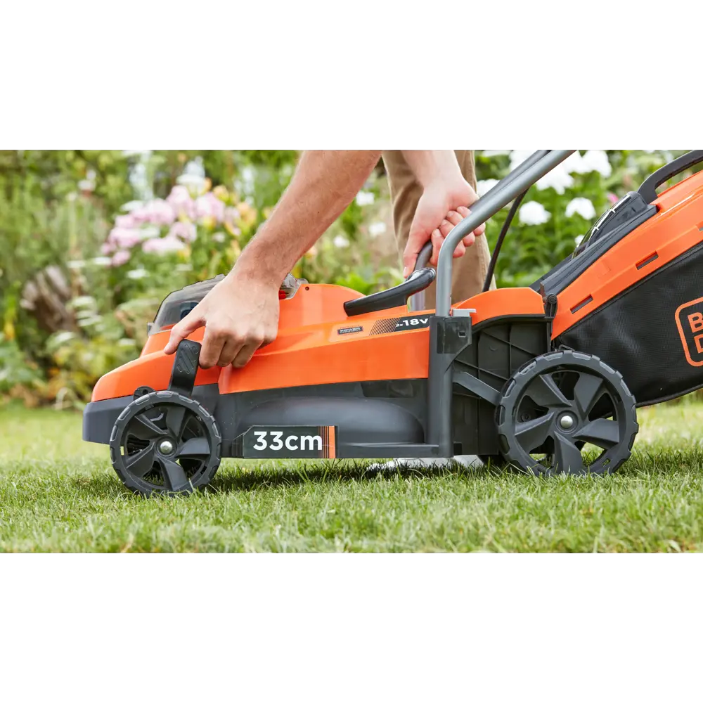 Фото 3 Газонокосилка аккумуляторная Black+Decker BCMW33184L2 18 В 33 см АКБ и ЗУ в комплекте Фото 3 Газонокосилка аккумуляторная Black+Decker BCMW33184L2 18 В 33 см АКБ и ЗУ в комплекте