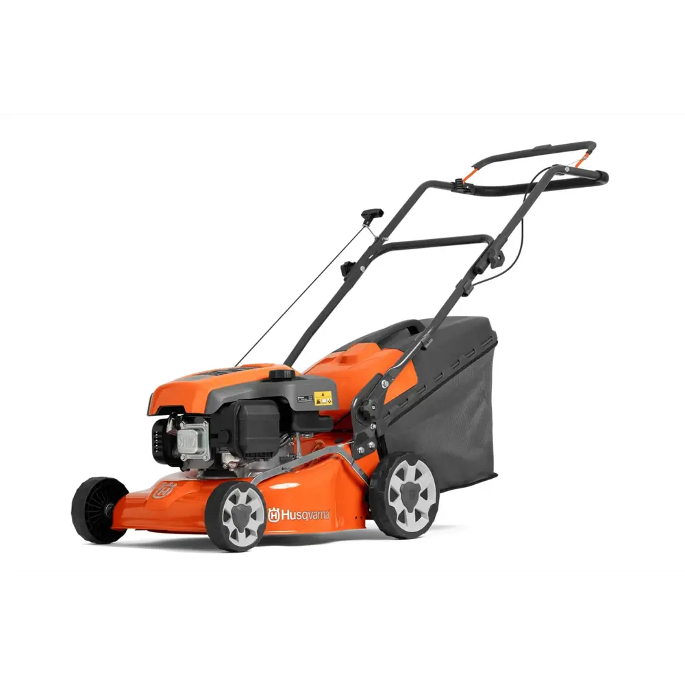 Фото 2 Газонокосилка бензиновая несамоходная Husqvarna LC 140P 3.5 л.с. шина 40 см Фото 2 Газонокосилка бензиновая несамоходная Husqvarna LC 140P 3.5 л.с. шина 40 см