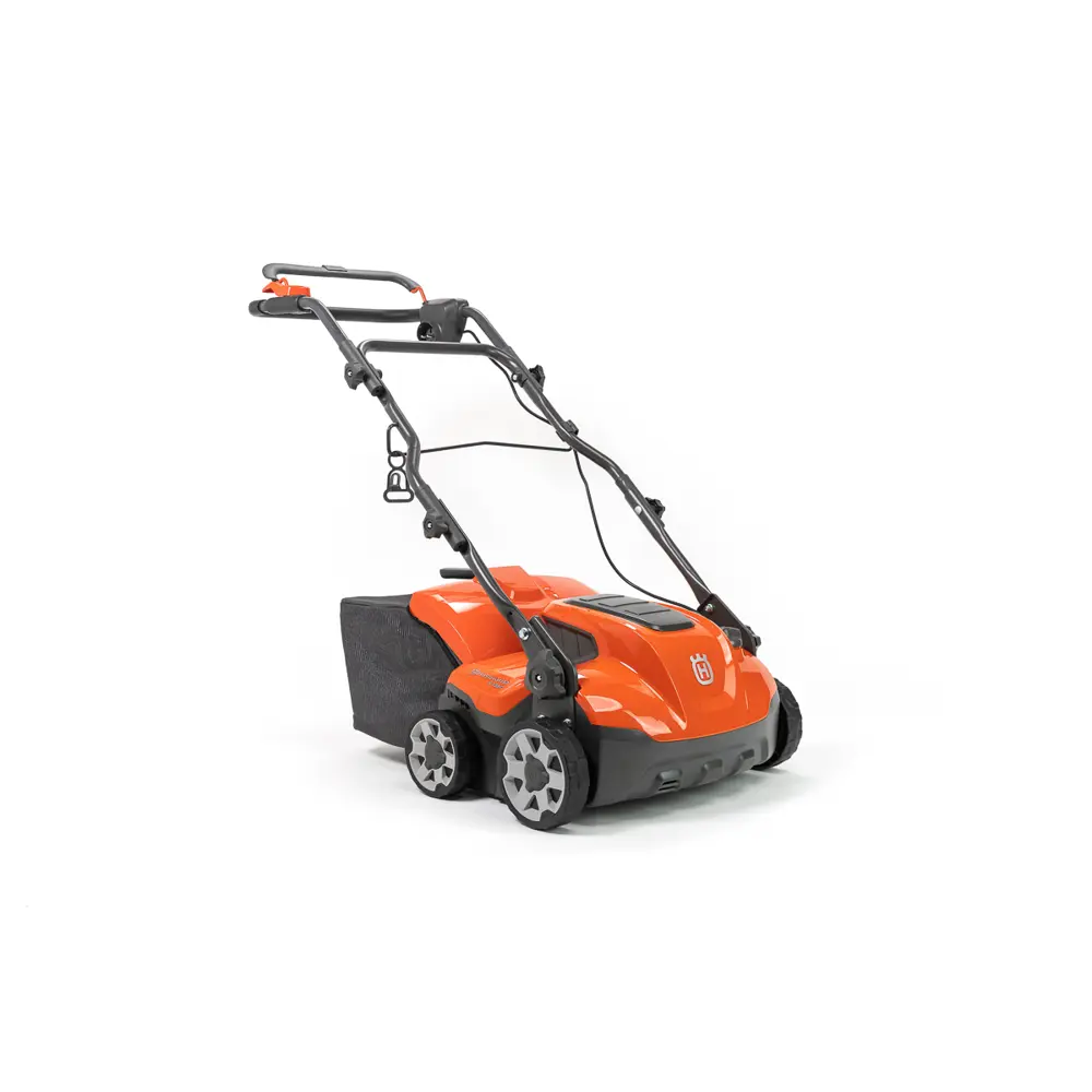 Фото Скарификатор электрический Husqvarna S138C 1600 Вт Фото Скарификатор электрический Husqvarna S138C 1600 Вт