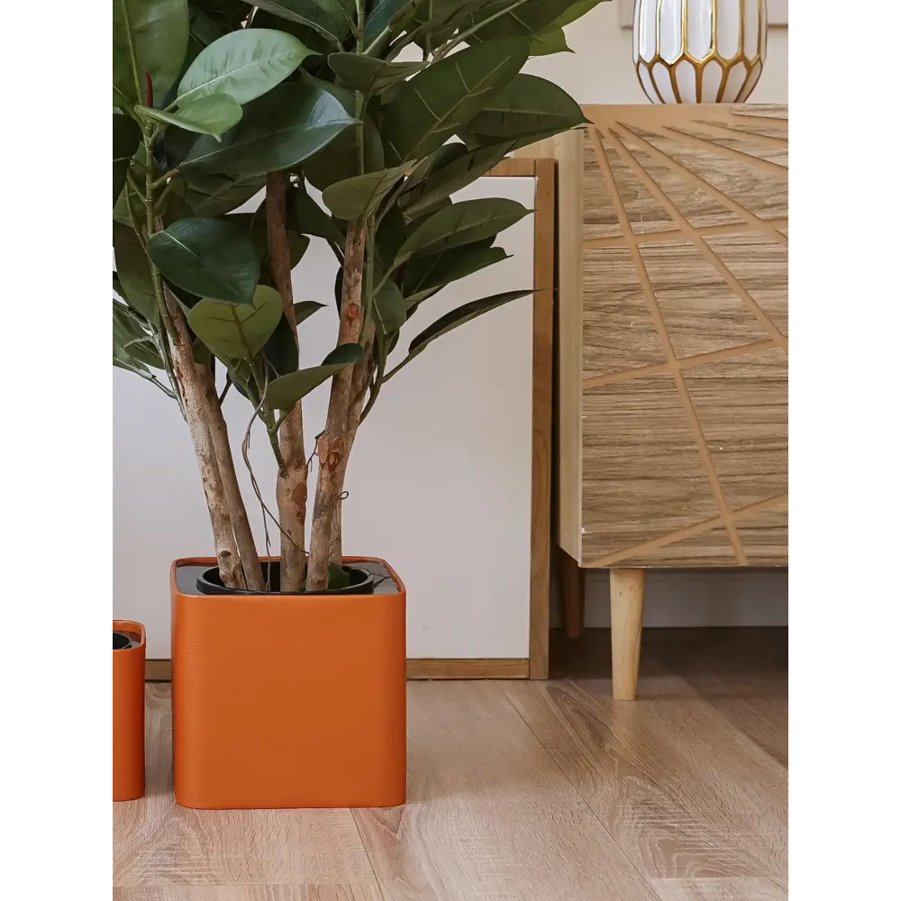 Фото 3 Кашпо Cubo Rompicato 3.8 л 21 см экокожа оранжевый Фото 3 Кашпо Cubo Rompicato 3.8 л 21 см экокожа оранжевый