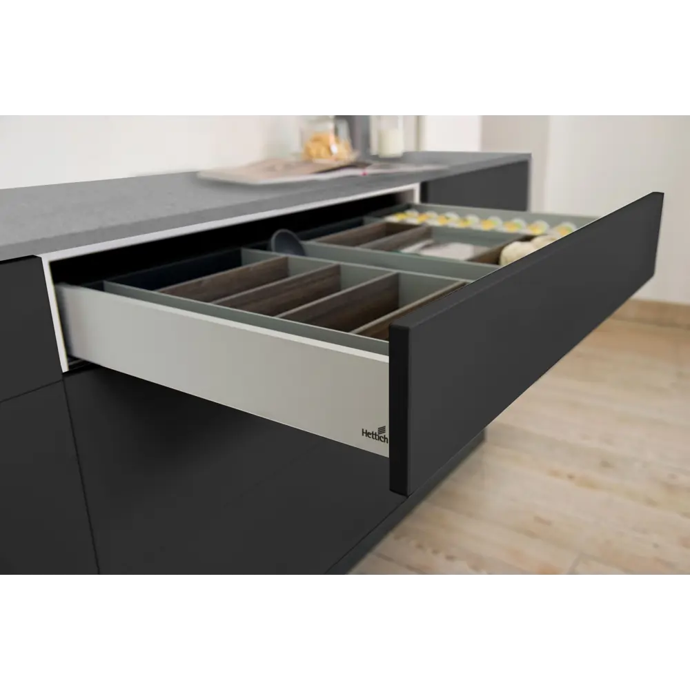 Фото 5 Комплект фурнитуры ящика HETTICH AvanTech YOU полного выдвижения с Silent System 270x101 мм серебристый Фото 5 Комплект фурнитуры ящика HETTICH AvanTech YOU полного выдвижения с Silent System 270x101 мм серебристый