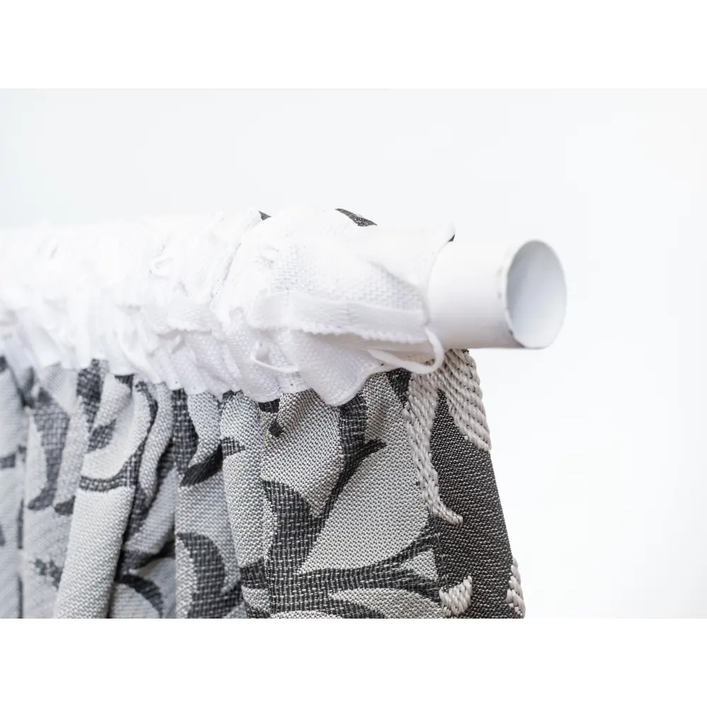 Фото Штора жаккард Вензель 160x260 цвет черно-серый на шторной ленте , высота 260, ширина 160 Фото Штора жаккард Вензель 160x260 цвет черно-серый на шторной ленте , высота 260, ширина 160