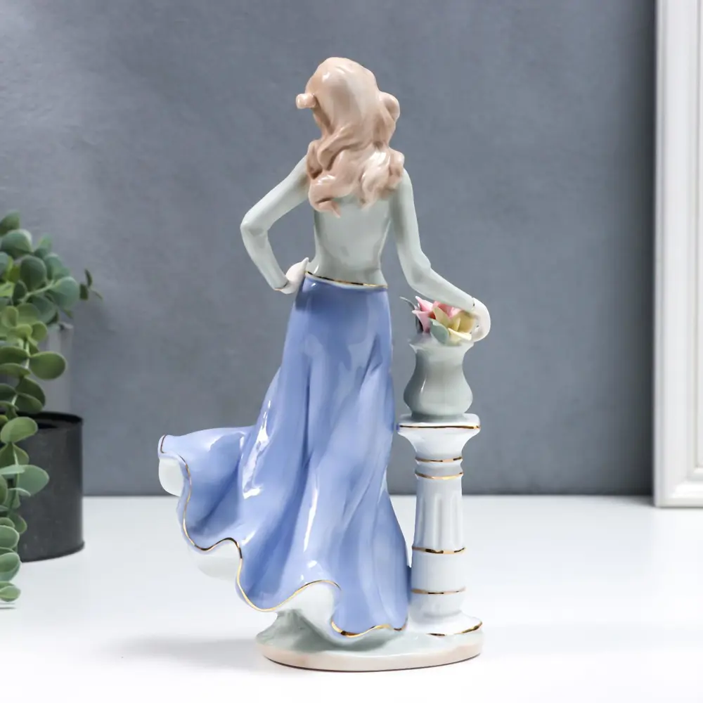 Фото 3 Фигурка сувенирная Simaland Девушка с вазоном 29x15x9.5 см