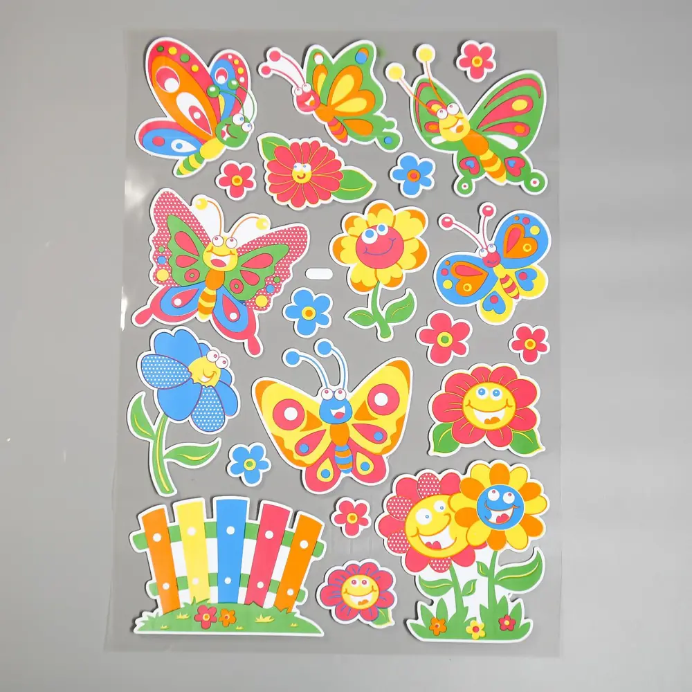 Фото Наклейка интерьерная "Бабочки и цветочки на полянке" 79x49 см