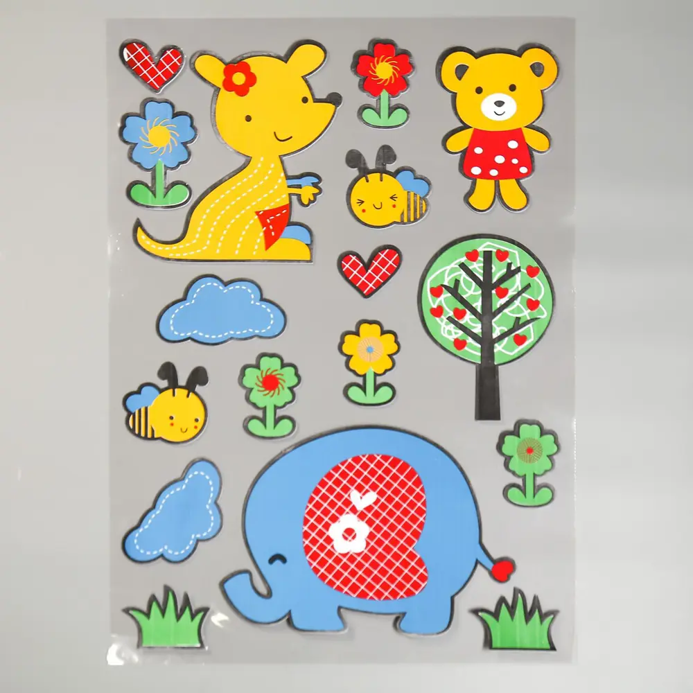 Фото Наклейка интерьерная "Слонёнок и его друзья" 79x49 см