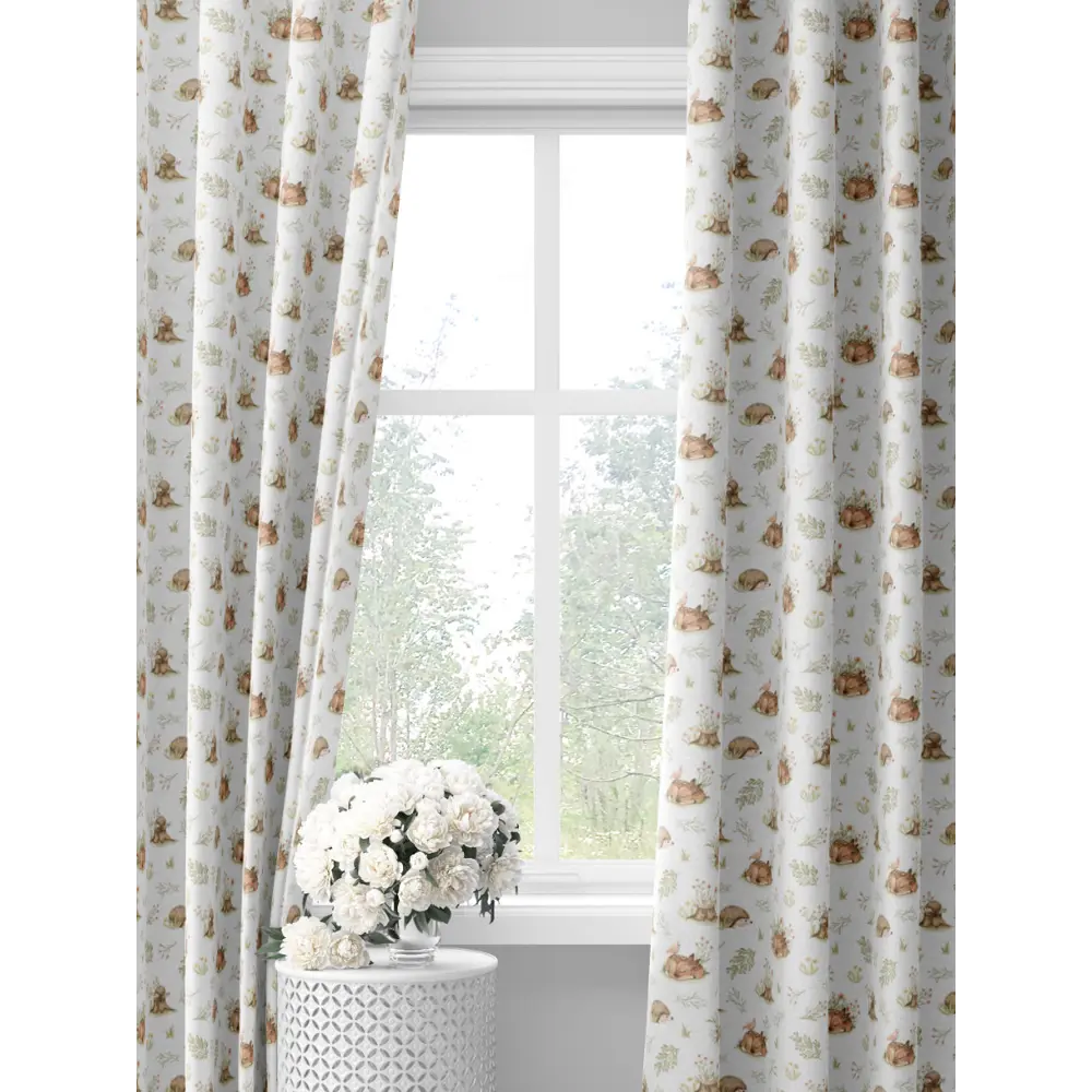 Фото Комплект белых детских штор с лесными животными и веточками Decoracion #33103001, 145x275 x2 шт Фото Комплект белых детских штор с лесными животными и веточками Decoracion #33103001, 145x275 x2 шт
