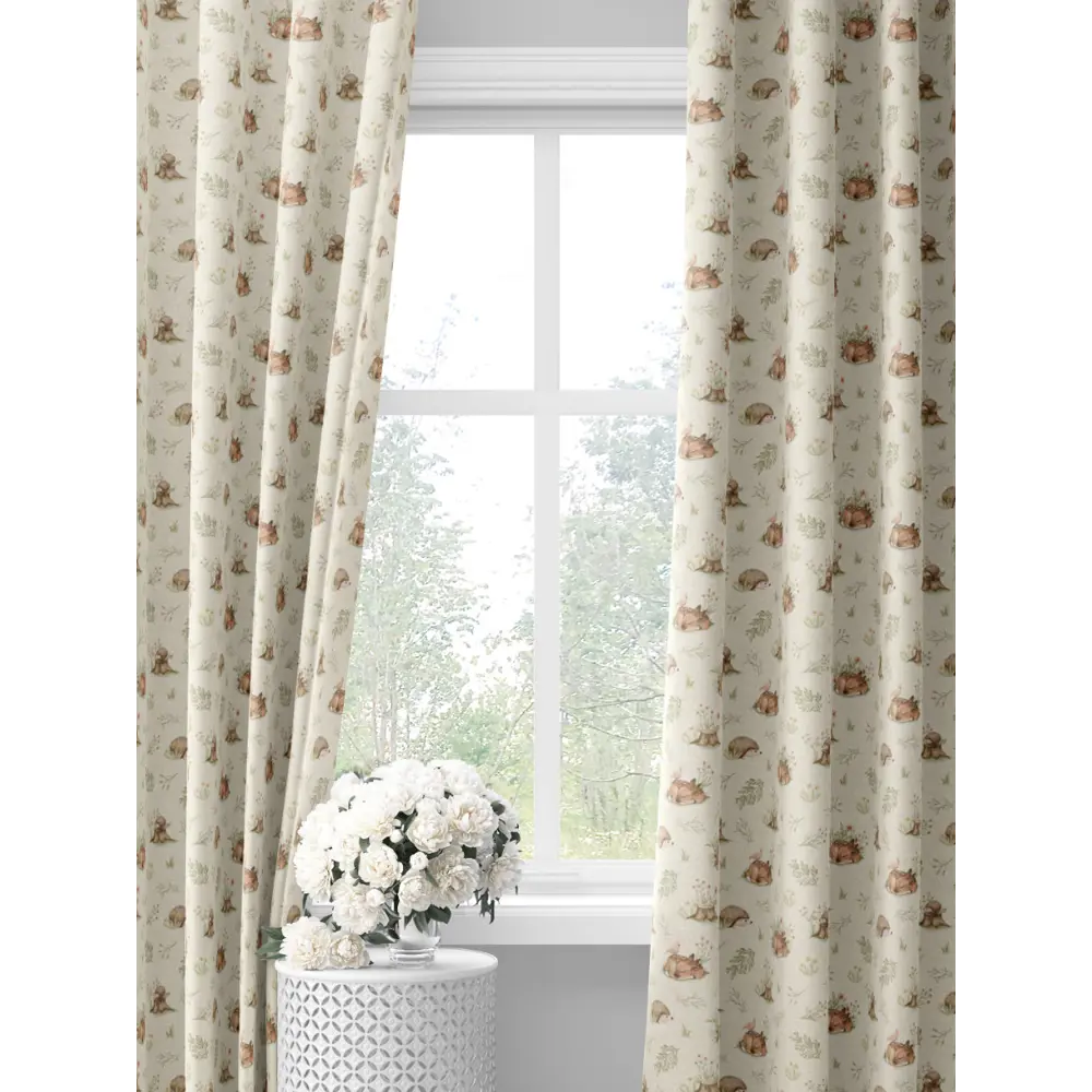 Фото Комплект детских бежевых штор с оленями, ежами и веточками Decoracion #33103002, 145x275 x2 шт