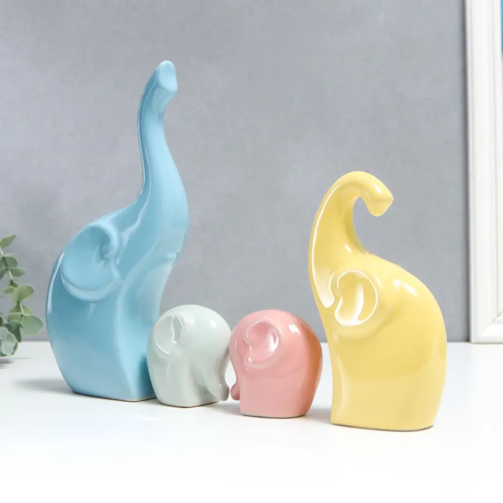 Фото Сувенир Simaland "Семейство слонов" пастельные оттенки набор 4 шт 7x7 17x11 25x5x11 см