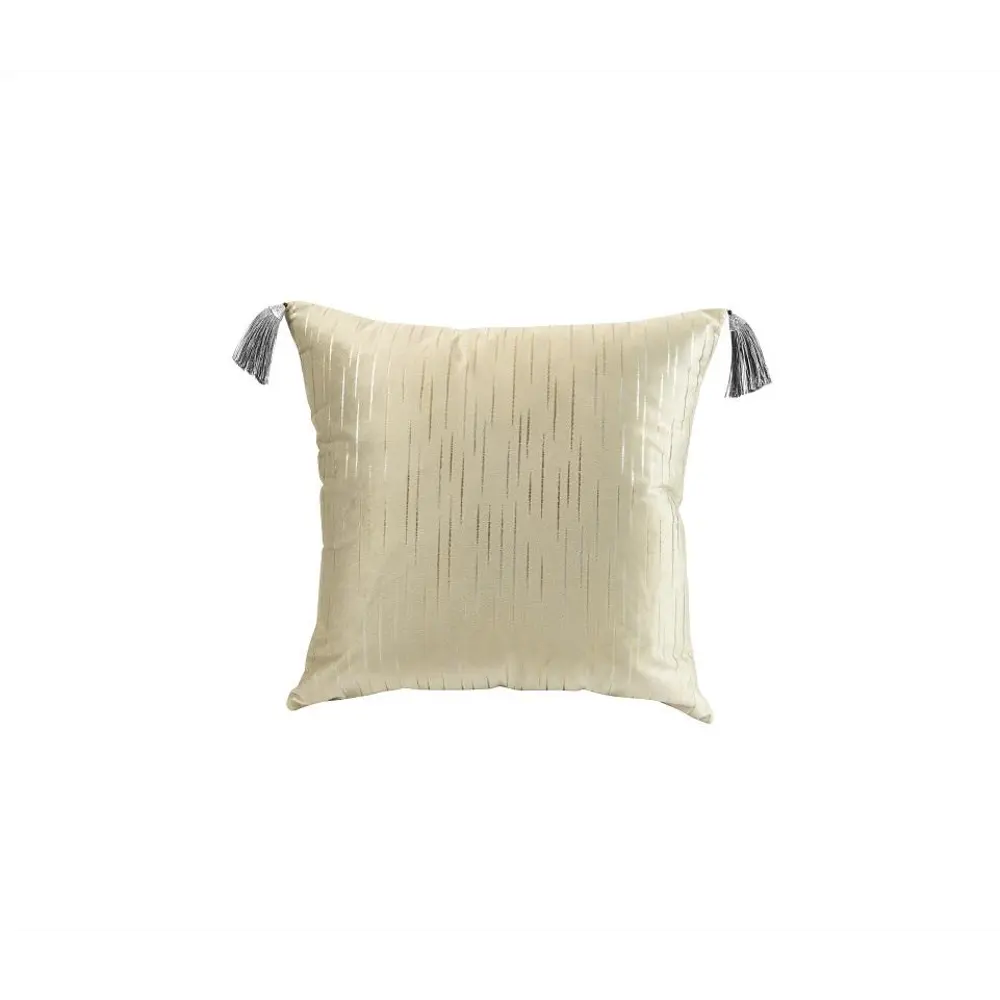 Фото Декоративная подушка Edelson Velvet латте люкс, 45x45 см Фото Декоративная подушка Edelson Velvet латте люкс, 45x45 см