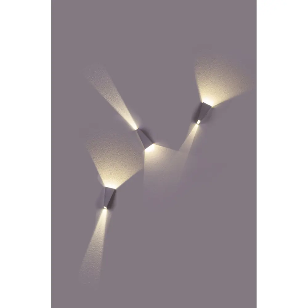 Фото Настенный светильник светодиодный Crystal Lux 439_1400 нейтральный белый свет цвет белый Фото Настенный светильник светодиодный Crystal Lux 439_1400 нейтральный белый свет цвет белый