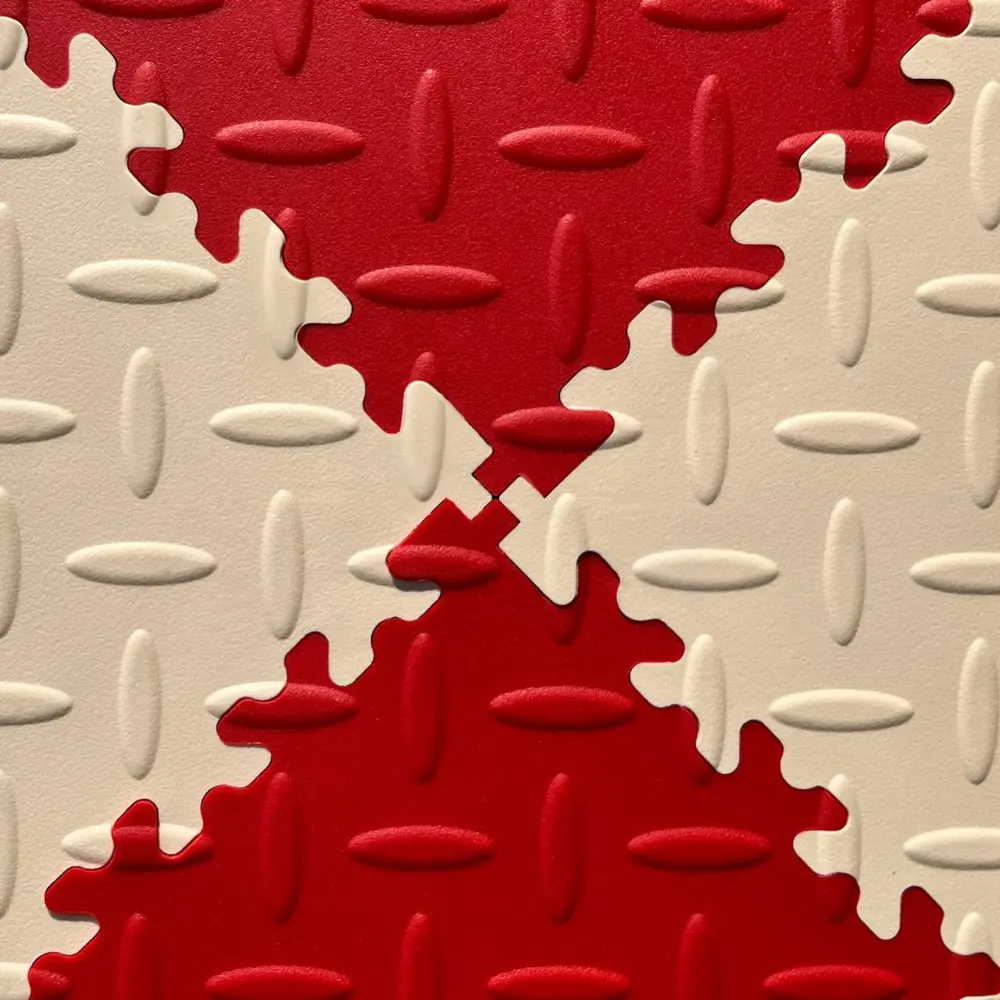 Фото 2 Модульная ПВХ плитка LT light red Diamond PVC 43 класс толщина 5 мм 4 м² 50x50 см цена за упаковку Фото 2 Модульная ПВХ плитка LT light red Diamond PVC 43 класс толщина 5 мм 4 м² 50x50 см цена за упаковку