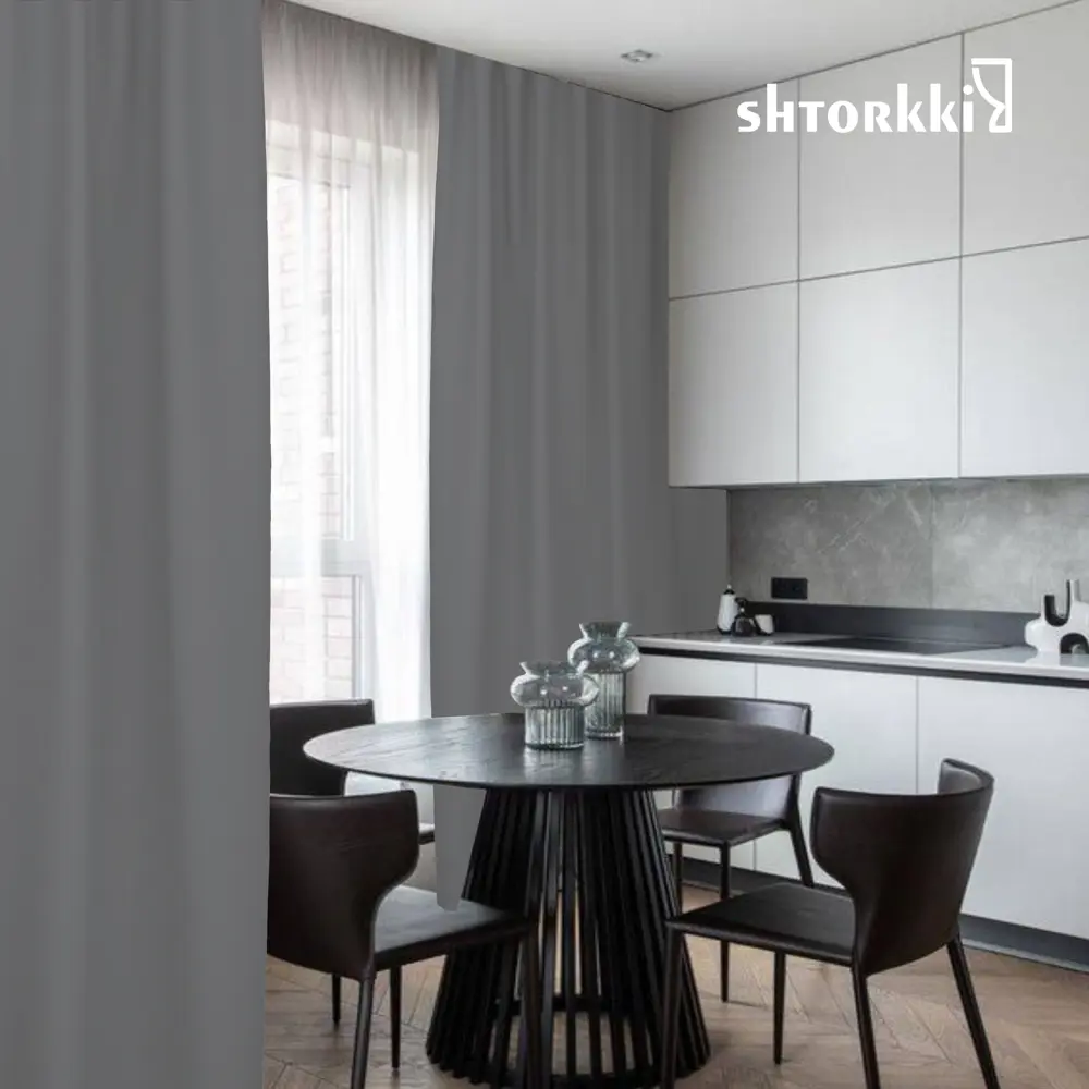 Фото 6 Комплект штор на шторной ленте Shtorkki Блэкаут 350x252 см цвет темно-серый Фото 6 Комплект штор на шторной ленте Shtorkki Блэкаут 350x252 см цвет темно-серый