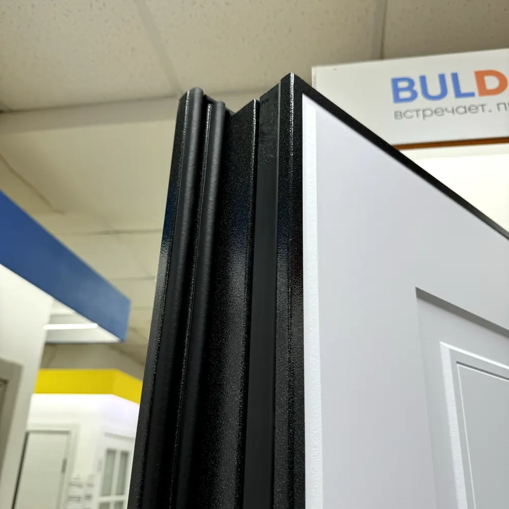 Фото 12 Входная дверь Buldoors Buldoors Termo левый 205x86см цвет букле черный штамп/белый матовый Фото 12 Входная дверь Buldoors Buldoors Termo левый 205x86см цвет букле черный штамп/белый матовый