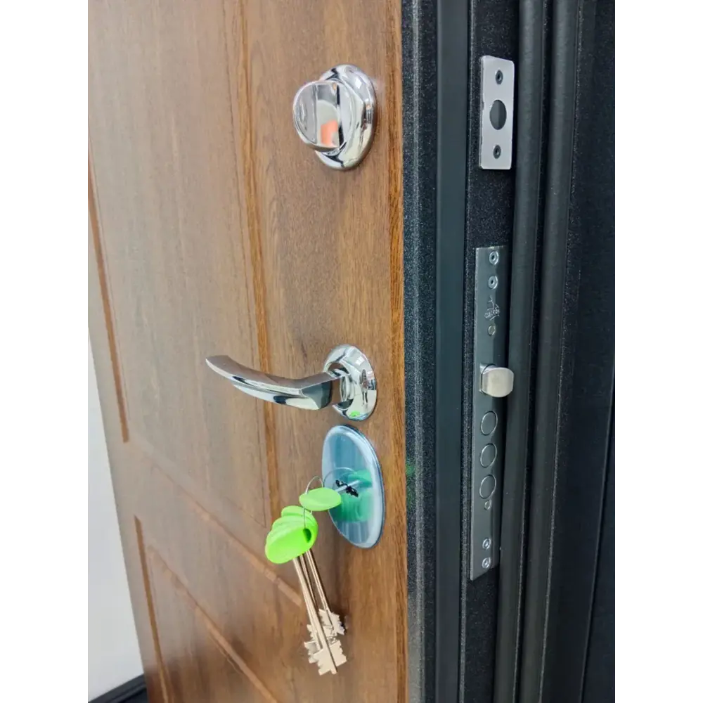 Фото 8 Входная дверь Buldoors Buldoors Termo левый 205x86см цвет букле черный штамп/орех грецкий Фото 8 Входная дверь Buldoors Buldoors Termo левый 205x86см цвет букле черный штамп/орех грецкий