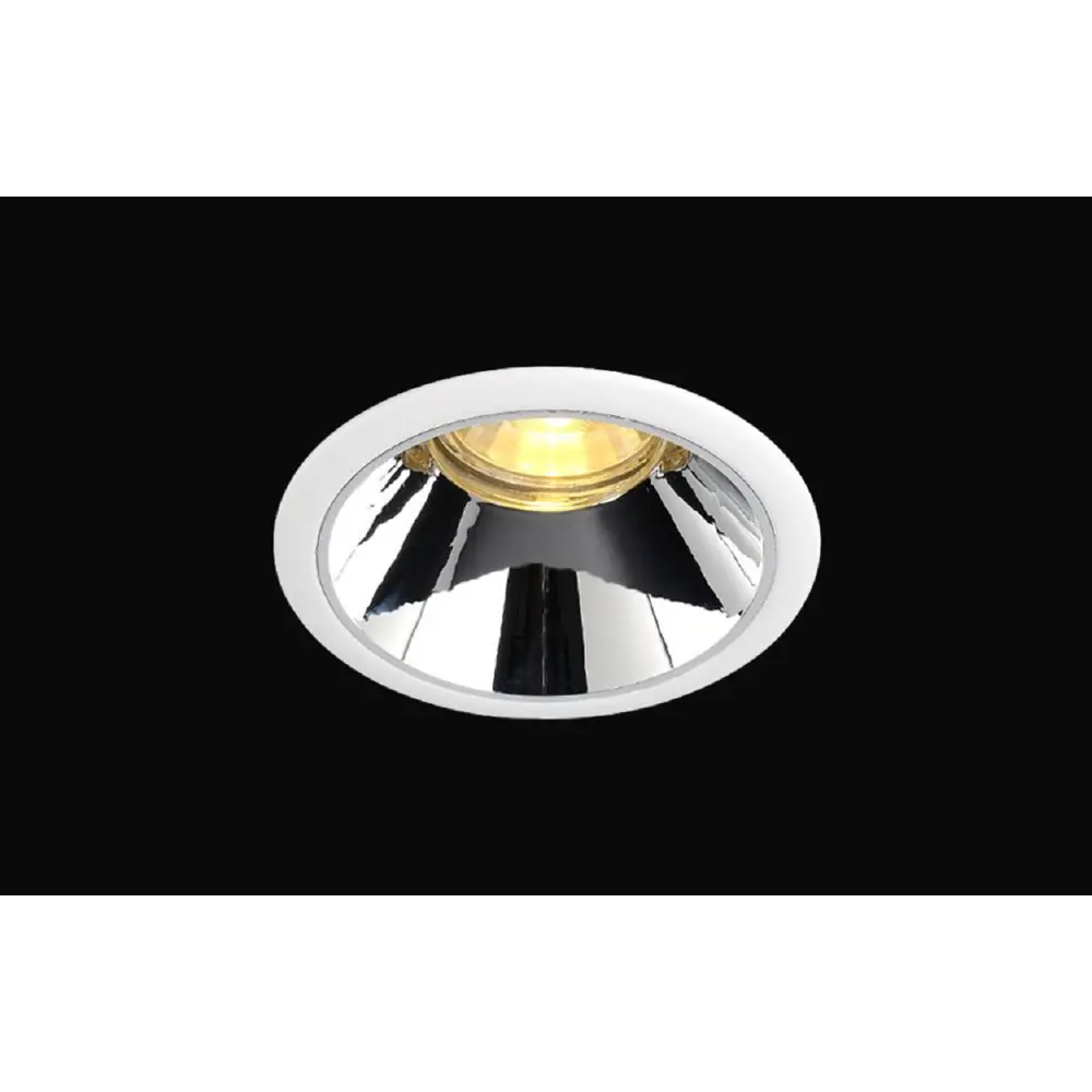 Фото 3 Светильник точечный встраиваемый Crystal Lux 052 Clt 052c wh-ch под отверстие 7 мм GU10 цвет хром, белый Фото 3 Светильник точечный встраиваемый Crystal Lux 052 Clt 052c wh-ch под отверстие 7 мм GU10 цвет хром, белый