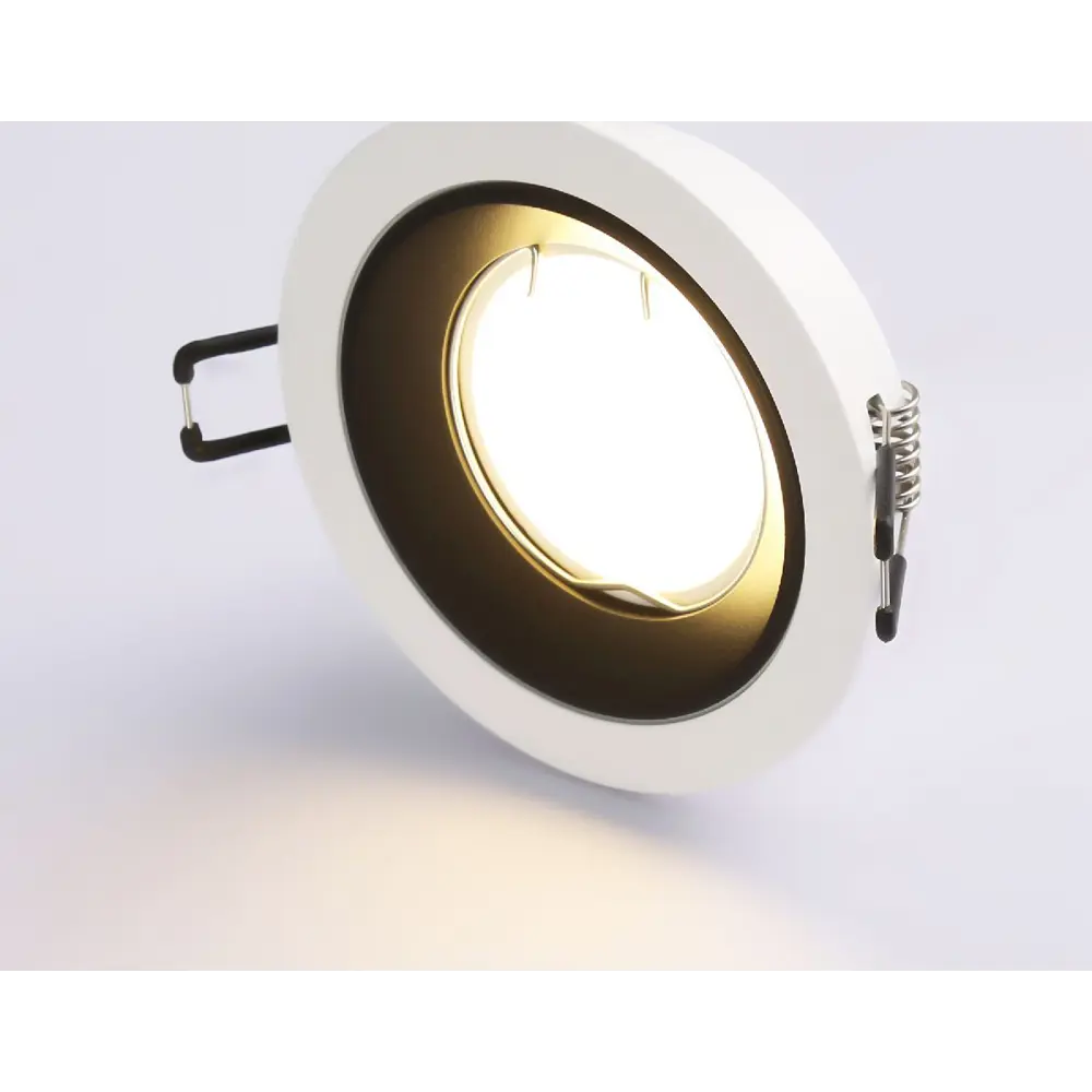 Фото 4 Светильник точечный встраиваемый Ambrella Light Standard tech A8921 под отверстие 80 мм GU5.3 цвет белый Фото 4 Светильник точечный встраиваемый Ambrella Light Standard tech A8921 под отверстие 80 мм GU5.3 цвет белый
