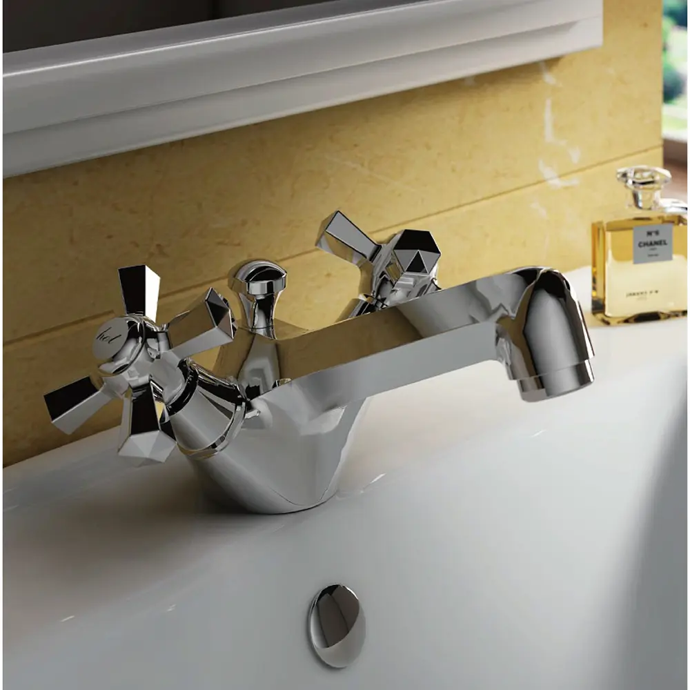 Фото 3 Смеситель для раковины Frap 34038 двухвентильный цвет хром Фото 3 Смеситель для раковины Frap 34038 двухвентильный цвет хром