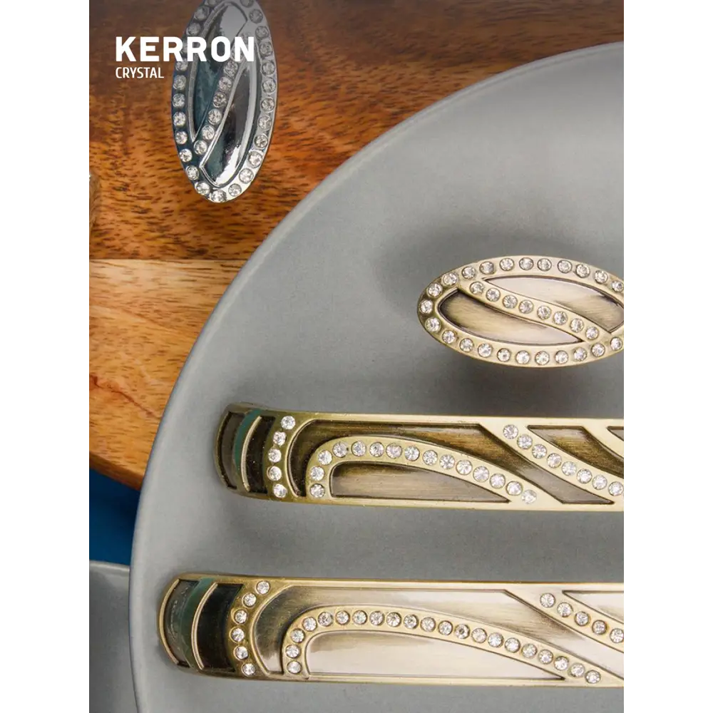 Фото 3 Мебельная ручка-кнопка с кристаллами Kerron CRL09 хром 4 шт. Фото 3 Мебельная ручка-кнопка с кристаллами Kerron CRL09 хром 4 шт.