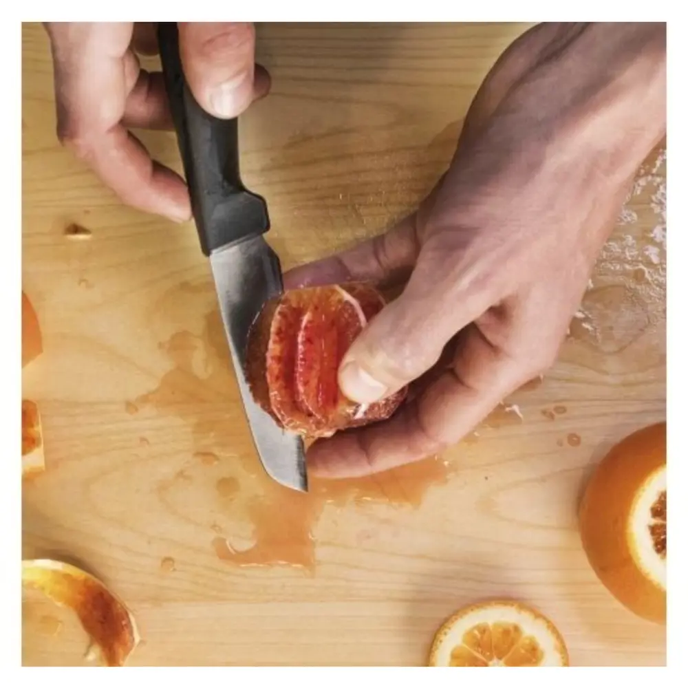 Фото Нож кухонный для нарезки овощей и фруктов FISKARS Hard Edge 9 см (1051777) Фото Нож кухонный для нарезки овощей и фруктов FISKARS Hard Edge 9 см (1051777)
