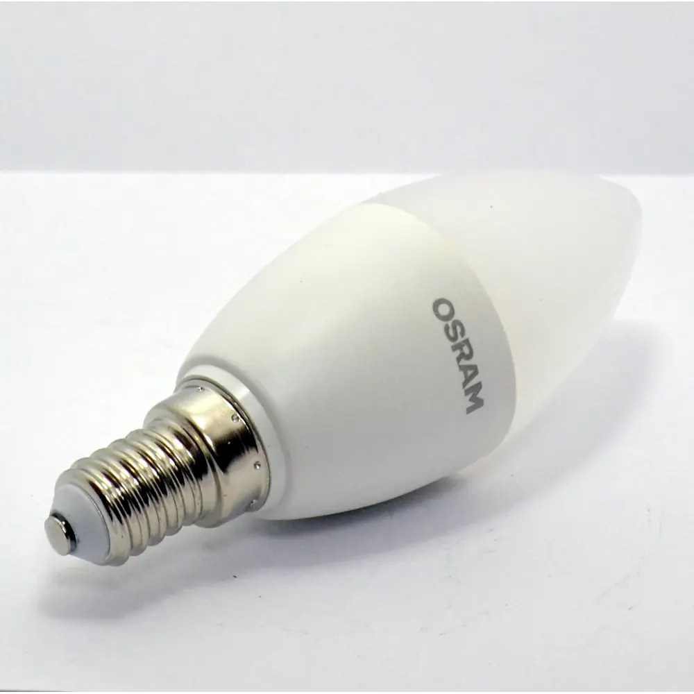 Фото Набор ламп светодиодных Osram 4058075578883-10 E14 220-240 В 6.5 Вт свеча 560 Лм теплый белый (желтый) свет 10 шт