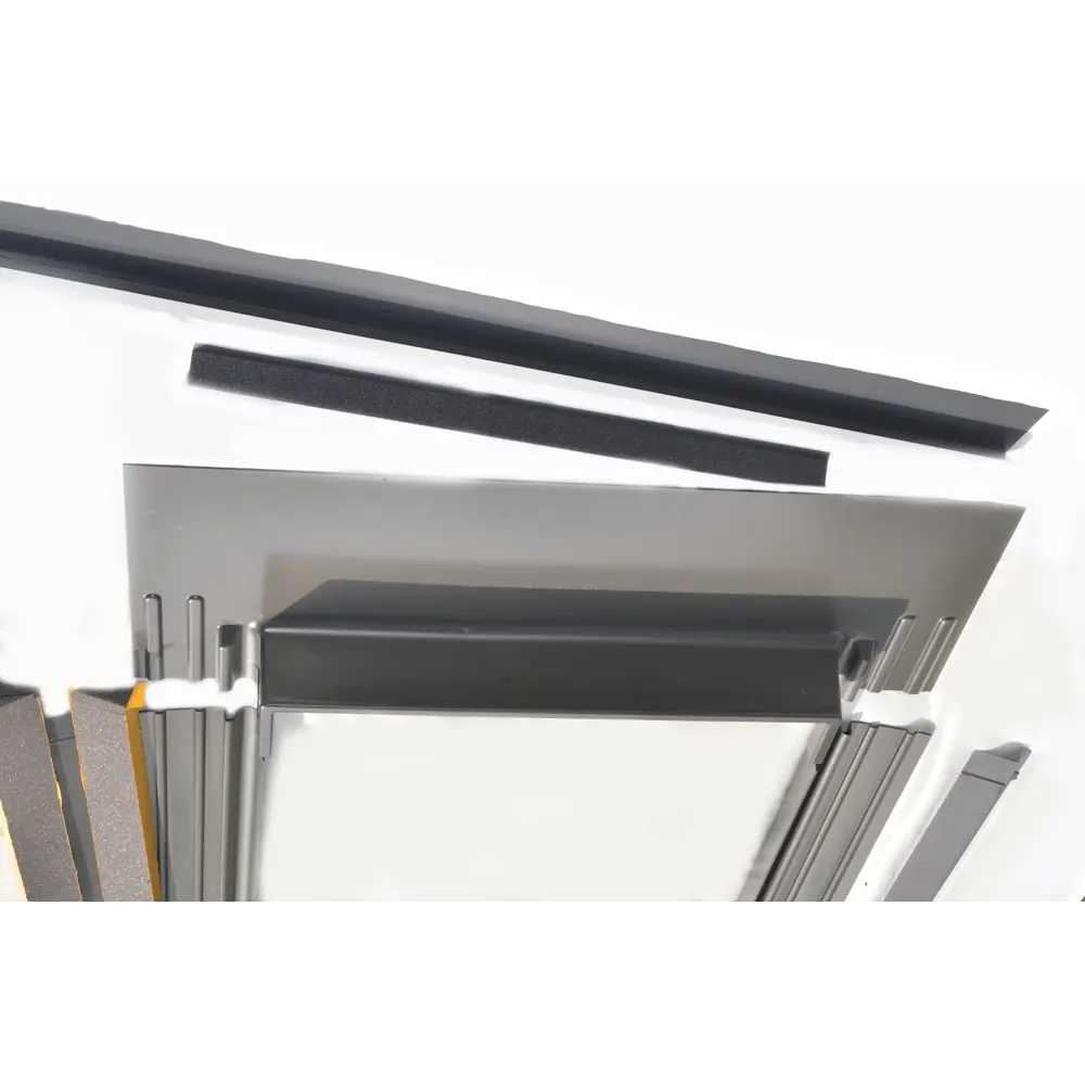 Фото 5 Оклад для мансардного окна AHRD Z A4 980x780мм цвет серо-коричневый Фото 5 Оклад для мансардного окна AHRD Z A4 980x780мм цвет серо-коричневый