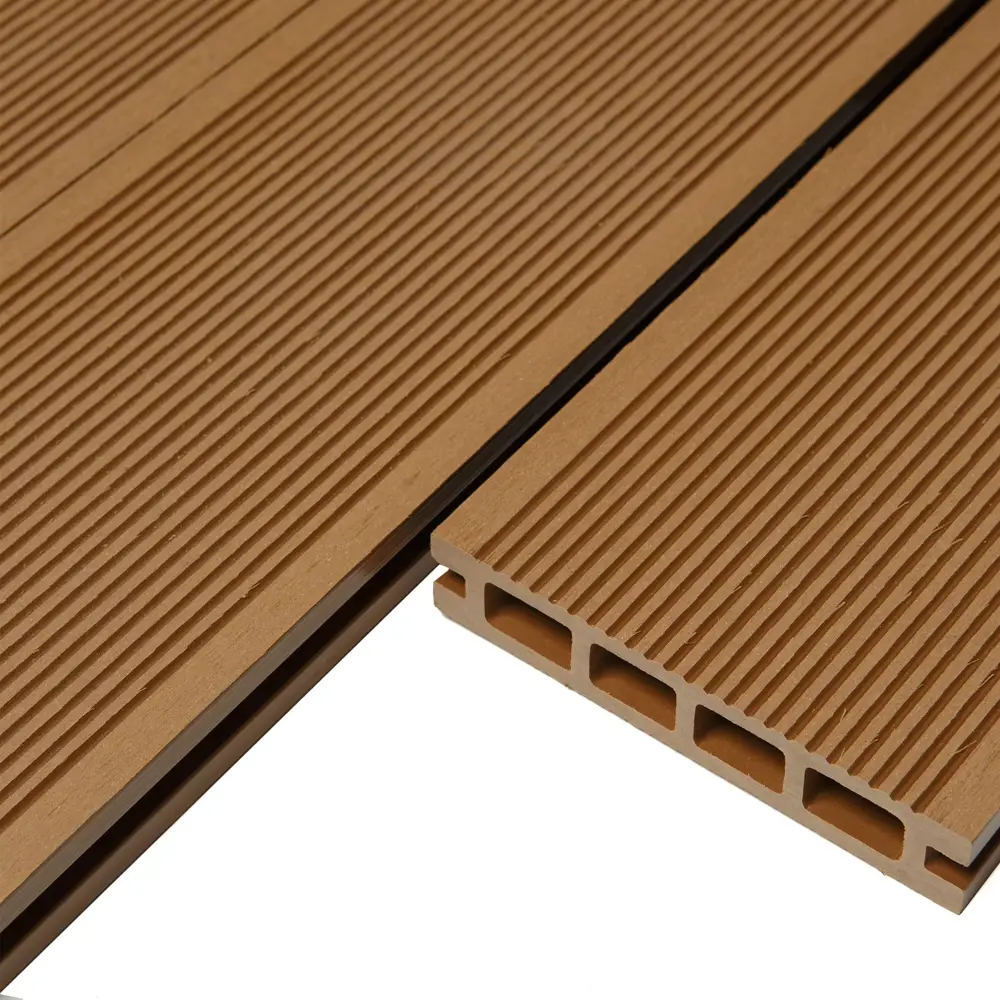 Фото 4 Террасная доска ДПК CM Decking Nature цвет Дуб 3000x135x25 мм двусторонняя вельвет/структура дерева 0.405 м² Фото 4 Террасная доска ДПК CM Decking Nature цвет Дуб 3000x135x25 мм двусторонняя вельвет/структура дерева 0.405 м²