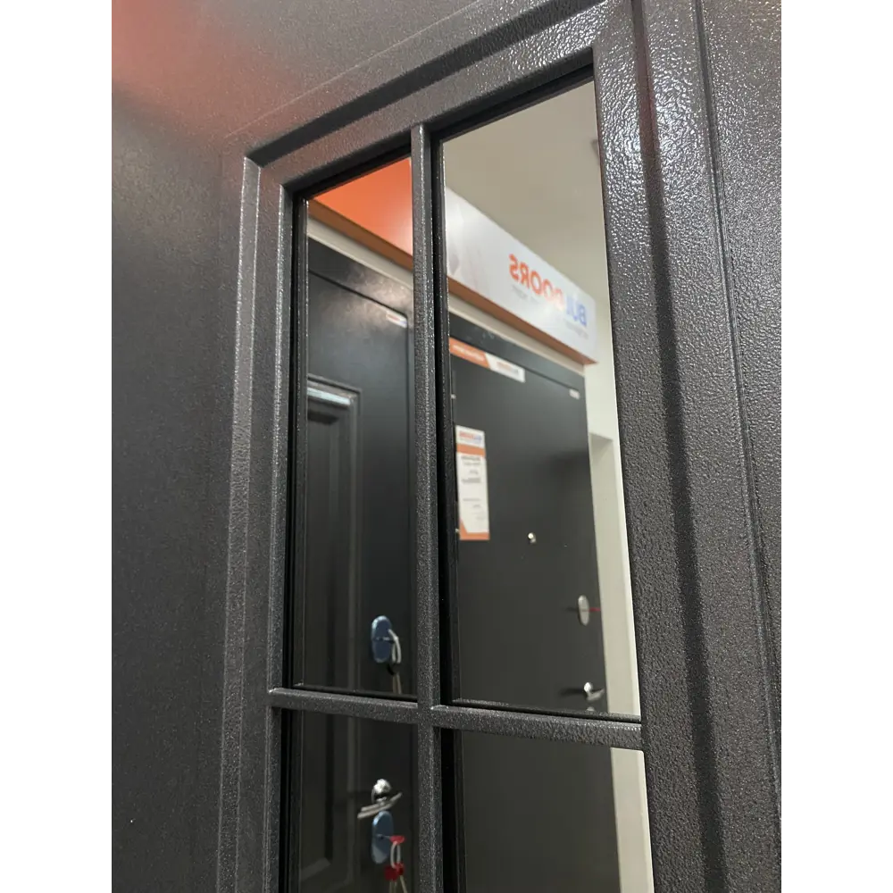 Фото 2 Входная дверь Buldoors HomeGlass Big Юг левый 205x86см цвет букле графит/белый матовый Фото 2 Входная дверь Buldoors HomeGlass Big Юг левый 205x86см цвет букле графит/белый матовый