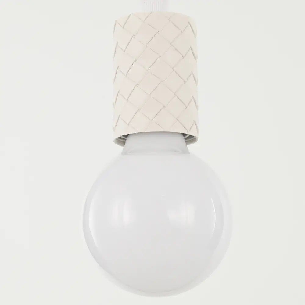 Фото 8 Светильник подвесной Arte Milano 414121.d300.e27-3_white 3 лампы 6 м² цвет белый Фото 8 Светильник подвесной Arte Milano 414121.d300.e27-3_white 3 лампы 6 м² цвет белый